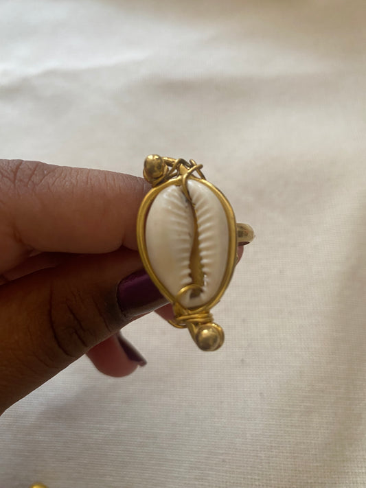 Cowry Ring