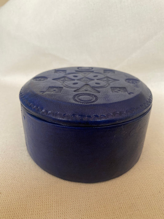 Leather box round Touareg