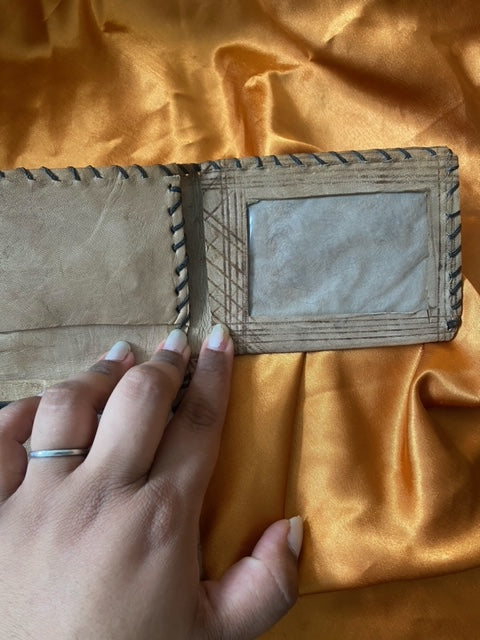 Simple leather wallet